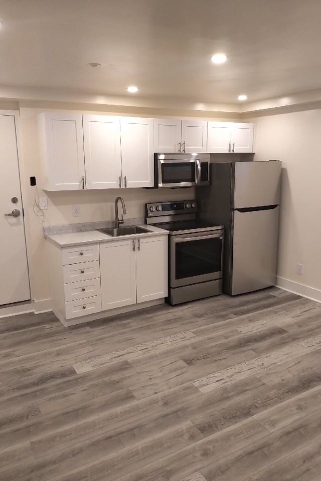 340 Lacasse Avenue #5 - Photo 4 of 8