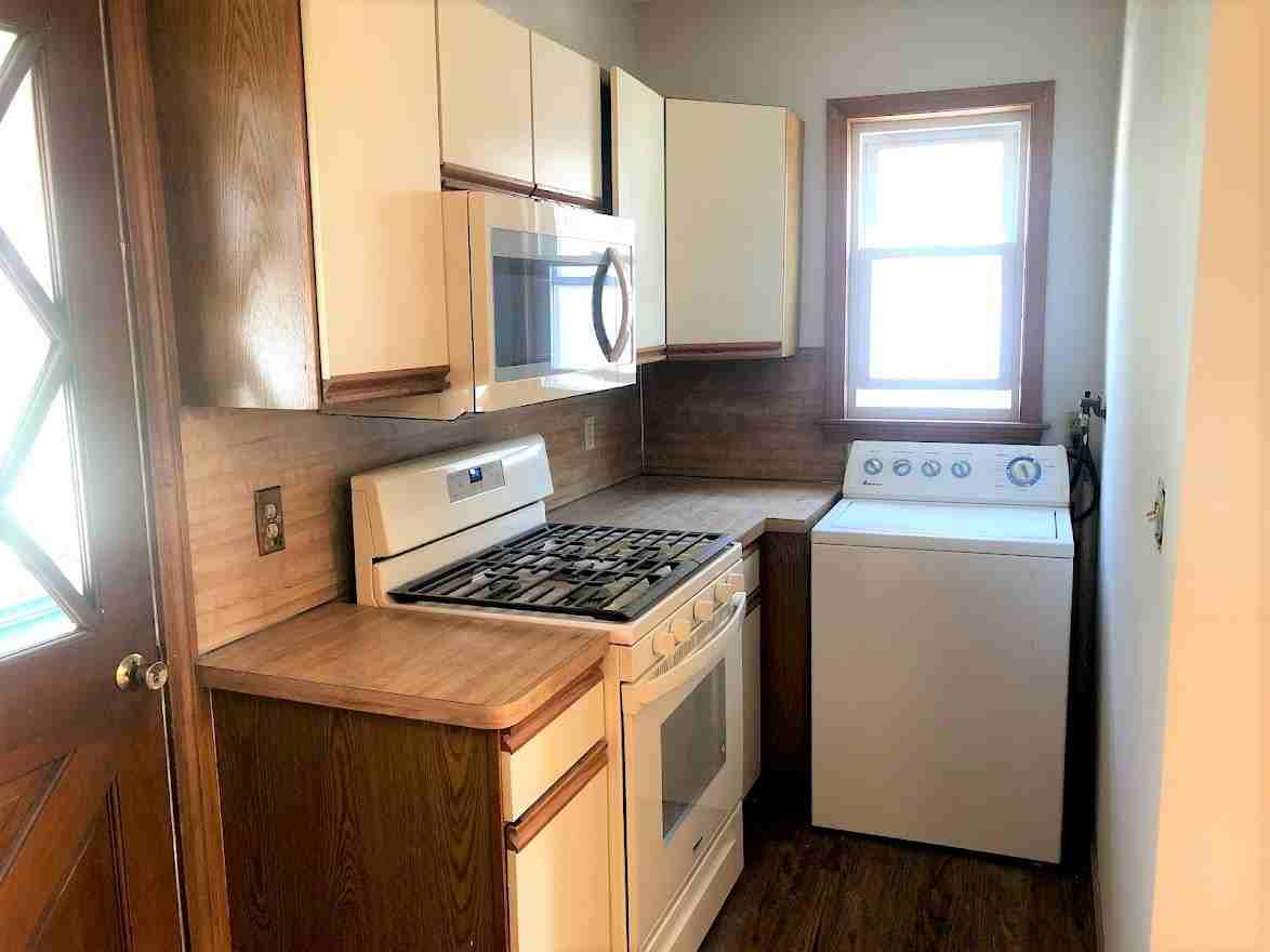 82 Empire St #82 - Photo 3 of 11