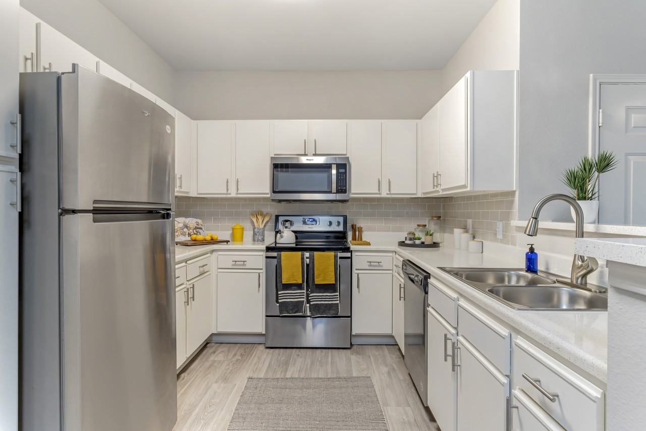 Oak Grove Apartments 10770 Barely Ln, Houston, TX 77070 Zumper