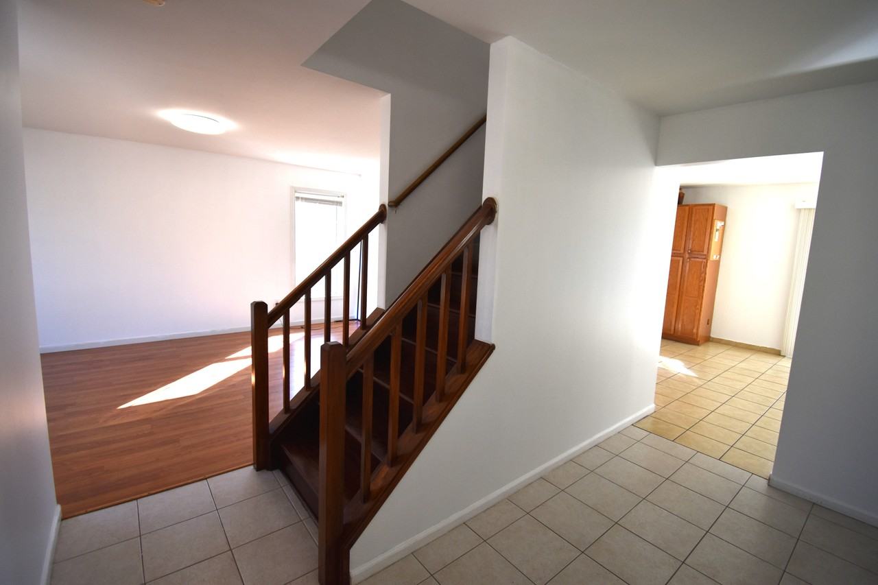 89 Damascus Drive - Photo 2 of 20