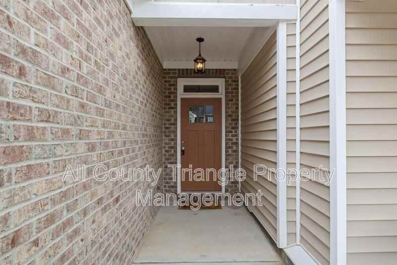 206 Zante Currant Rd - Photo 3 of 34