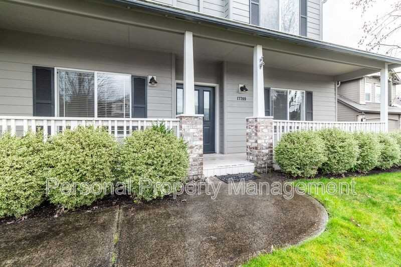 17709 Ne 27th St - Photo 2 of 30