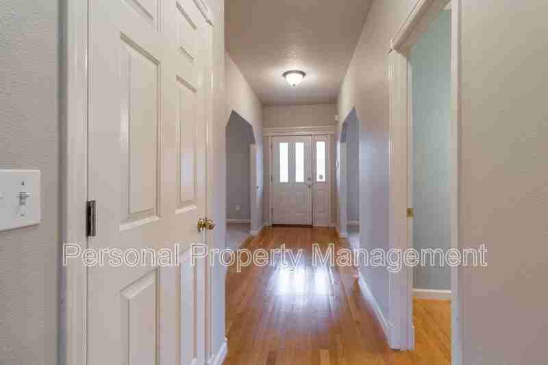 17709 Ne 27th St - Photo 3 of 30