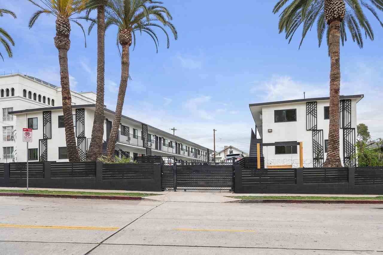 Echo Lake Apartments - Photo 2 of 49