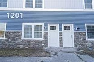 East Grand Ave Town Houses - Photo 1 of 1