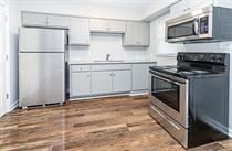 East Grand Ave Town Houses - Photo 3 of 8