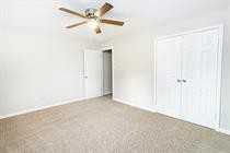 East Grand Ave Town Houses - Photo 7 of 8