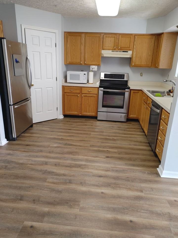 3819 Copper Beech Dr - Photo 3 of 12