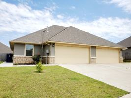 featured image of 11211 Nw 114th St