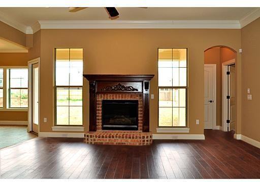 607 Manassas Cir - Photo 3 of 10