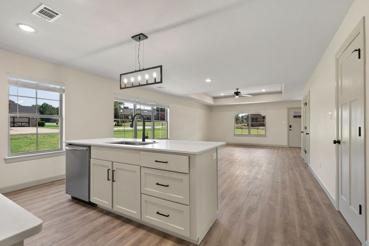 6401 Riley Park Drive - Photo 3 of 50