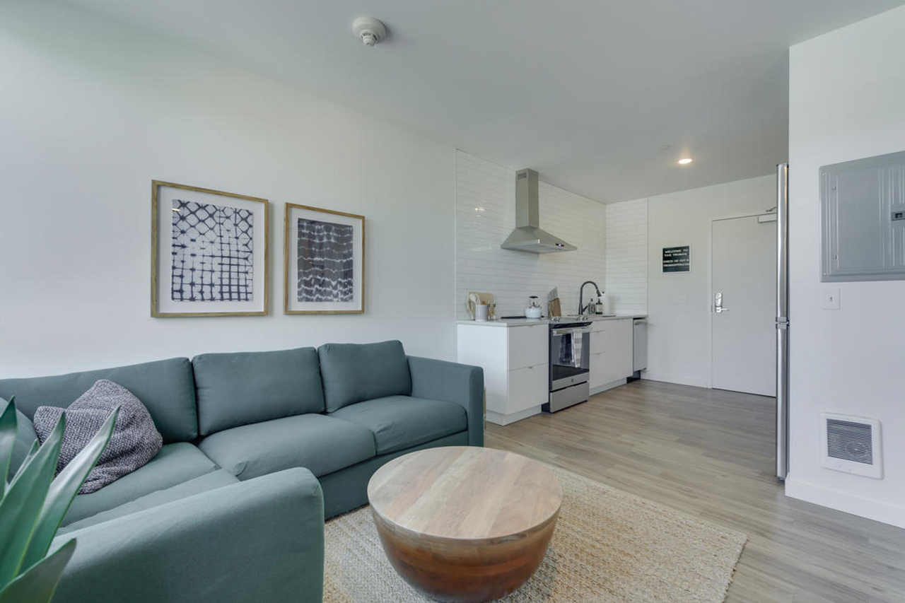 The Truman - Photo 4 of 13