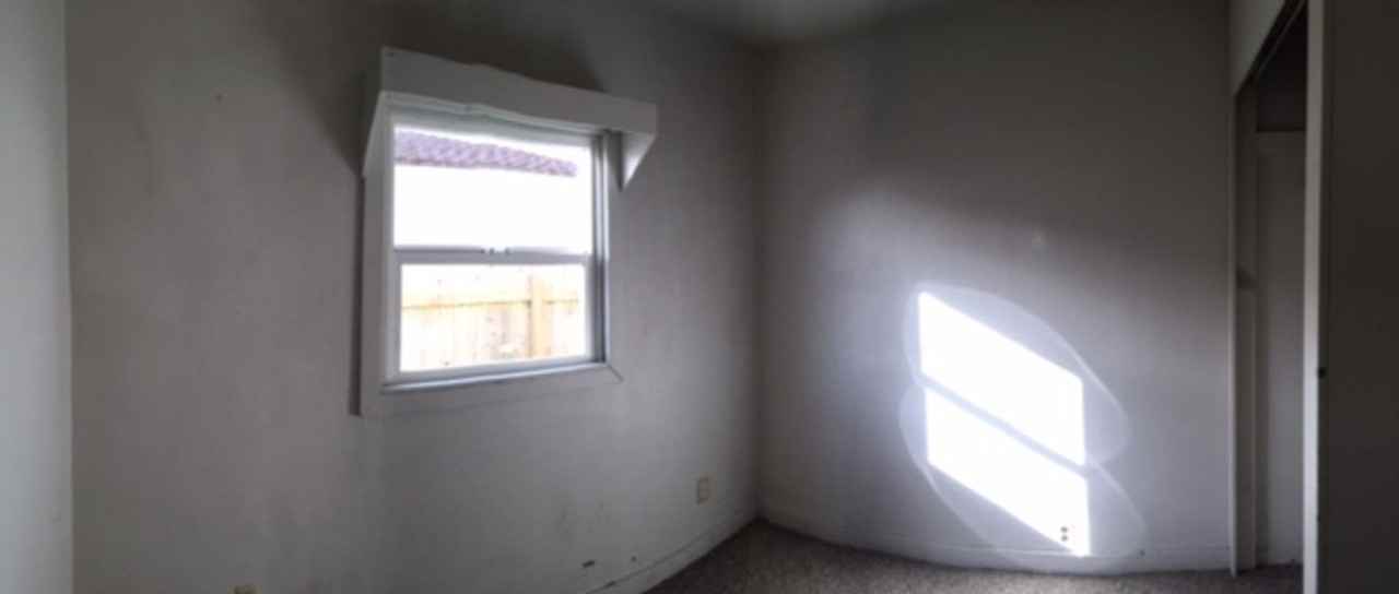 1320 Sunset Ave - Photo 3 of 10
