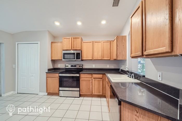 30634 White Bird Ave - Photo 2 of 19