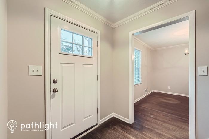 3820 Lake Dr Se - Photo 2 of 26