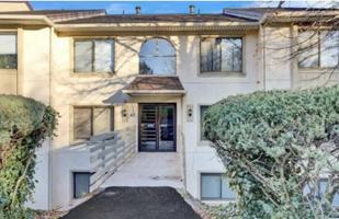 featured image of 48 Muirfield Dr #E