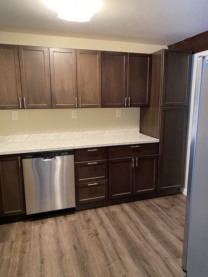 150 Lawrence Rd #150 - Photo 3 of 20