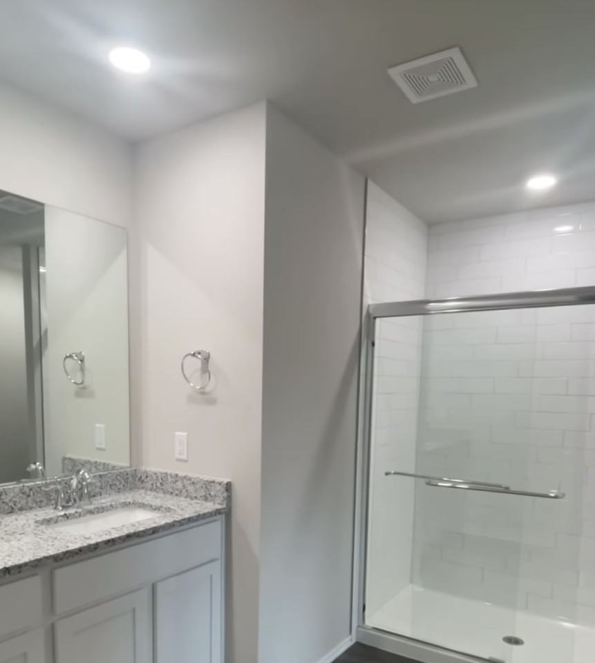 2804 Spring Creek St #NA - Photo 2 of 8