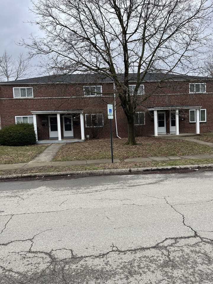 2832 Vanderberg Ave #1 - Photo 3 of 4