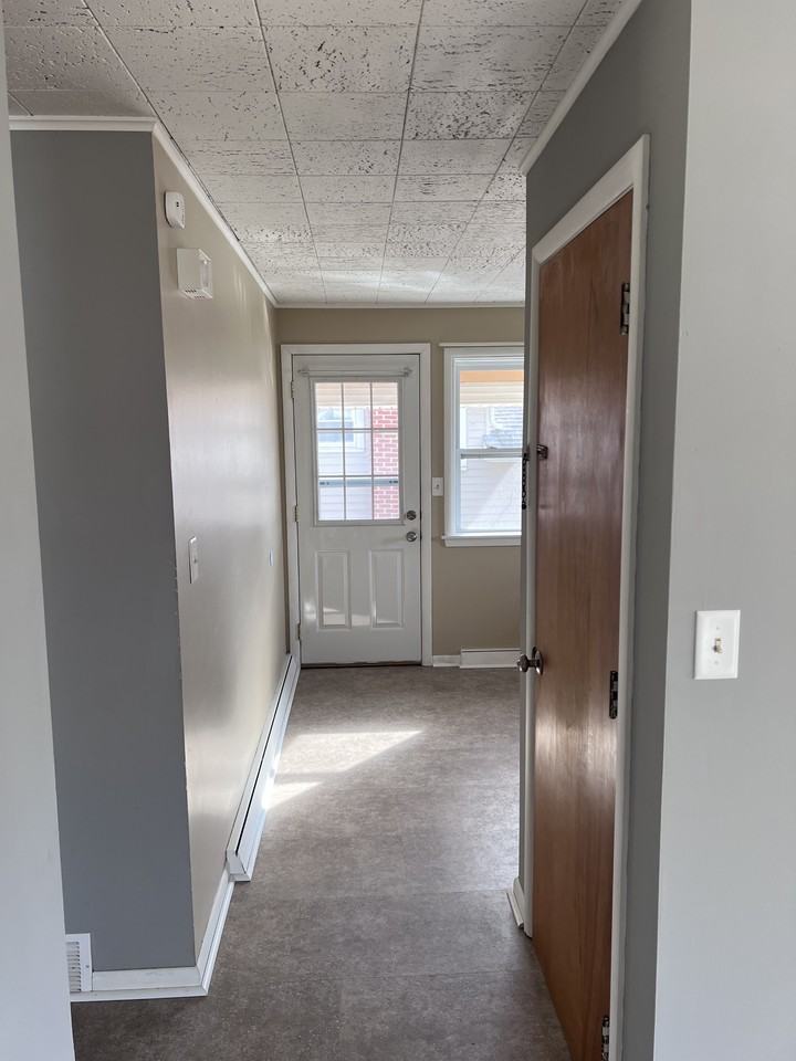 119 N Washington St #119-1-2 - Photo 6 of 14