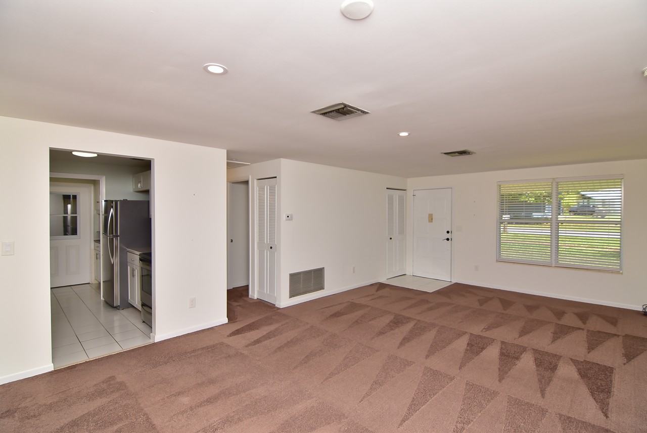 919 Viscaya Blvd #NA - Photo 6 of 17