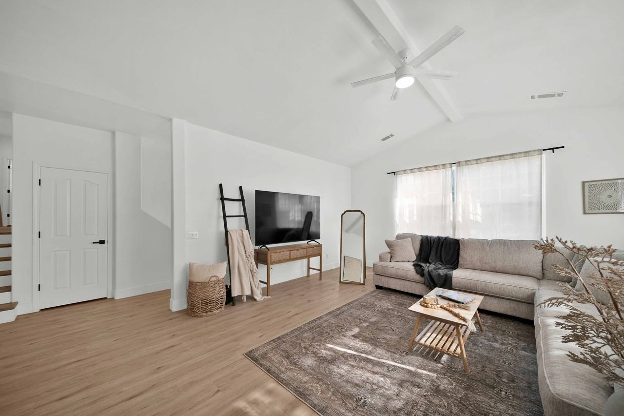 6066 Terra Linda Way #NA - Photo 7 of 32