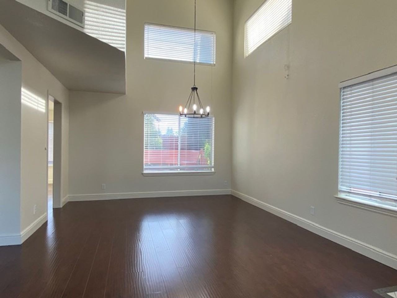 3516 Merano Way - Photo 3 of 17