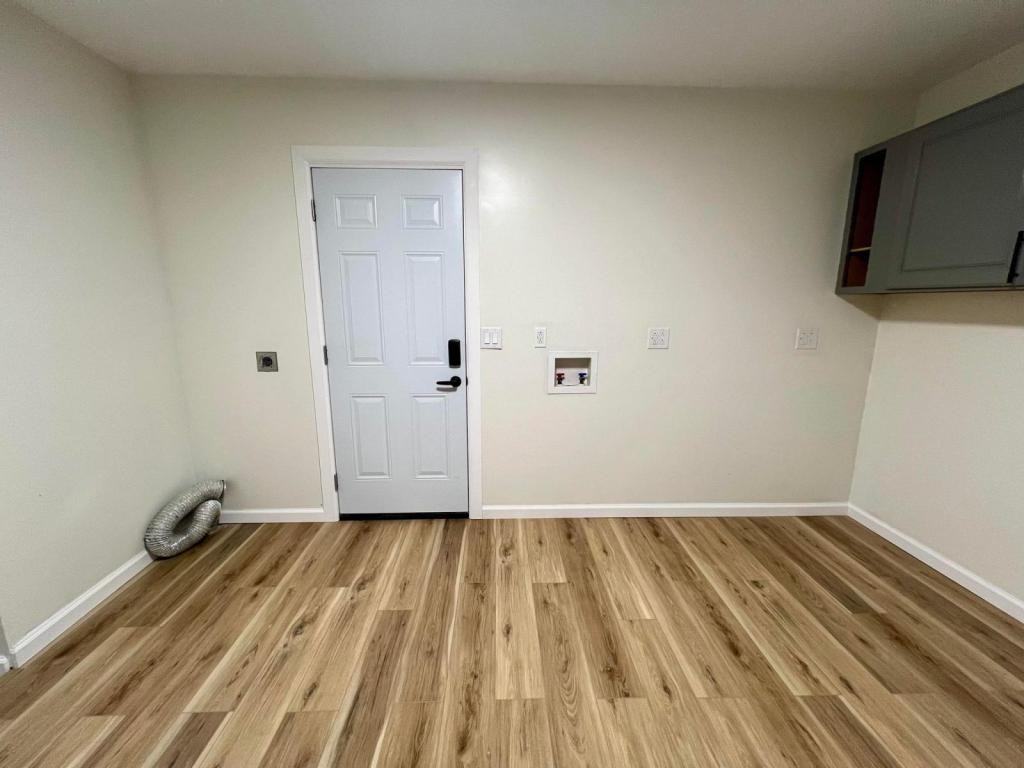 19 Grove St - Photo 3 of 12