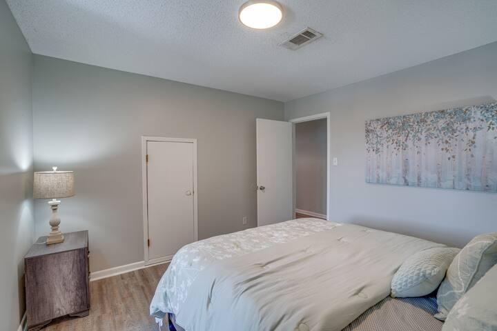 112 Court Street - Photo 2 of 24