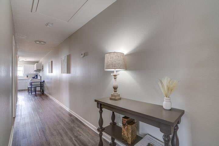 112 Court Street - Photo 6 of 24