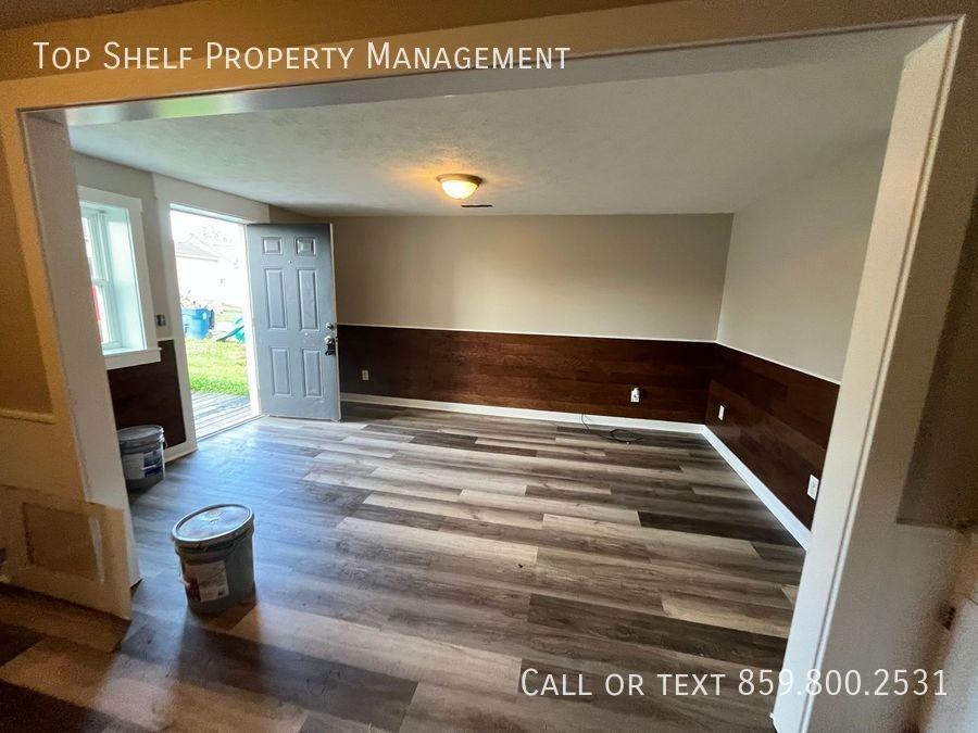 582 Bellows Mill Rd - Photo 3 of 17