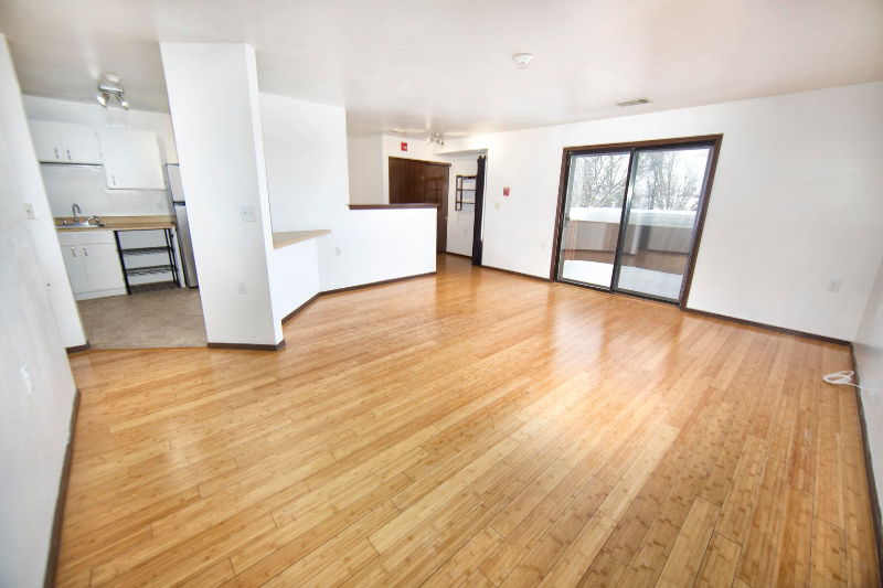 9054 N Park Plaza Ct - Photo 3 of 18