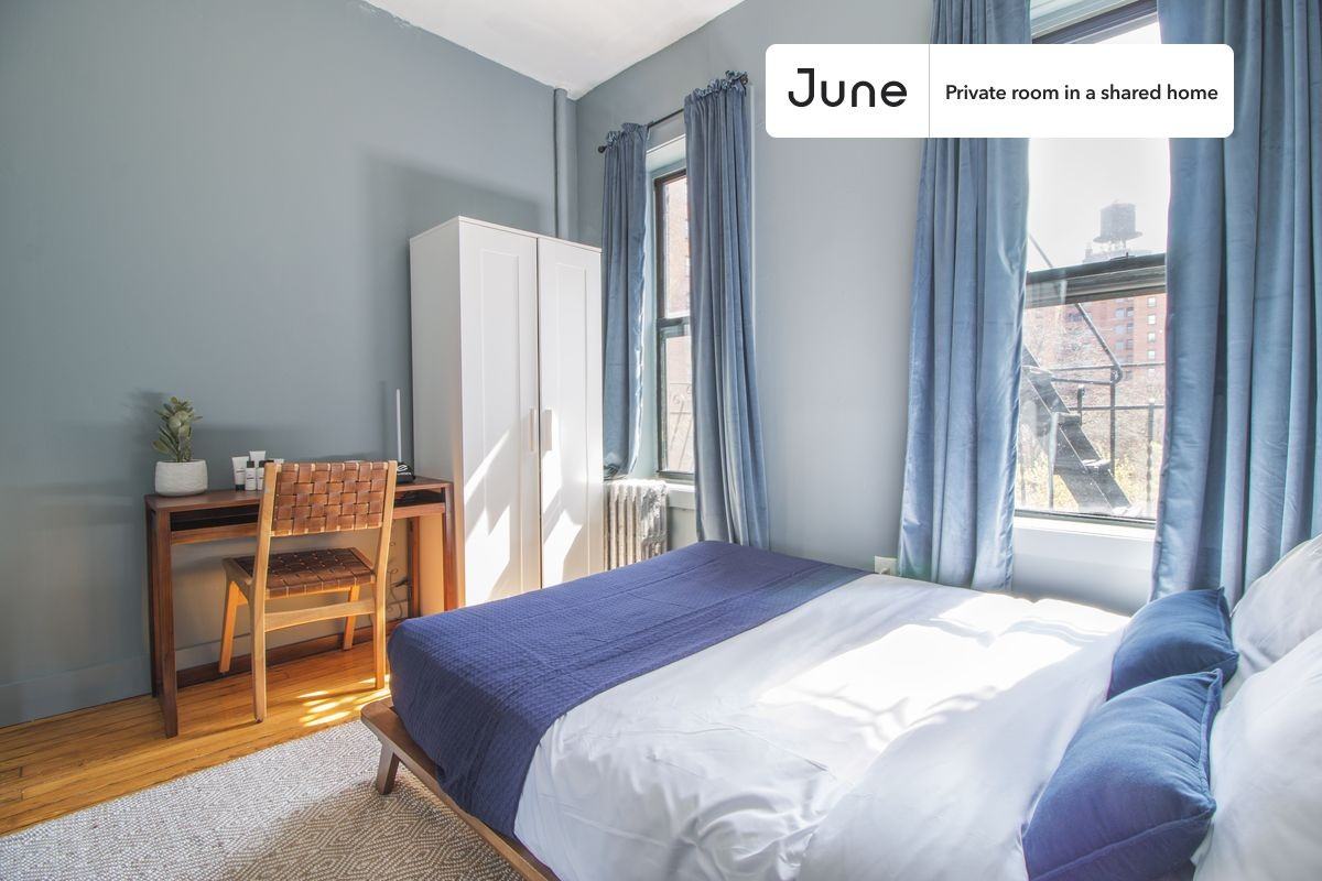 355 E 4th St #B - Photo 2 of 14