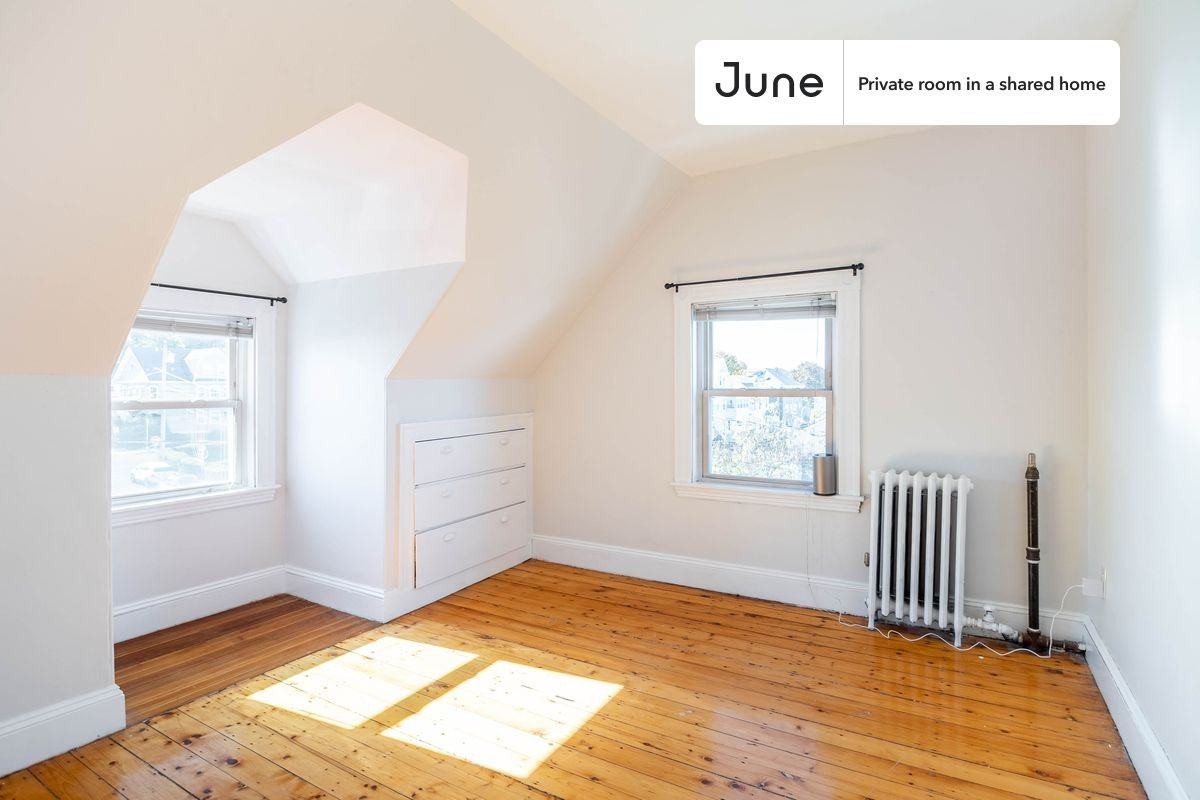 45 Montcalm Ave #D - Photo 2 of 16