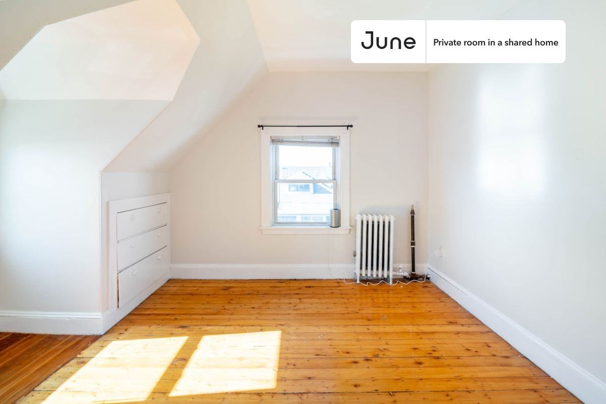 45 Montcalm Ave #D - Photo 4 of 16