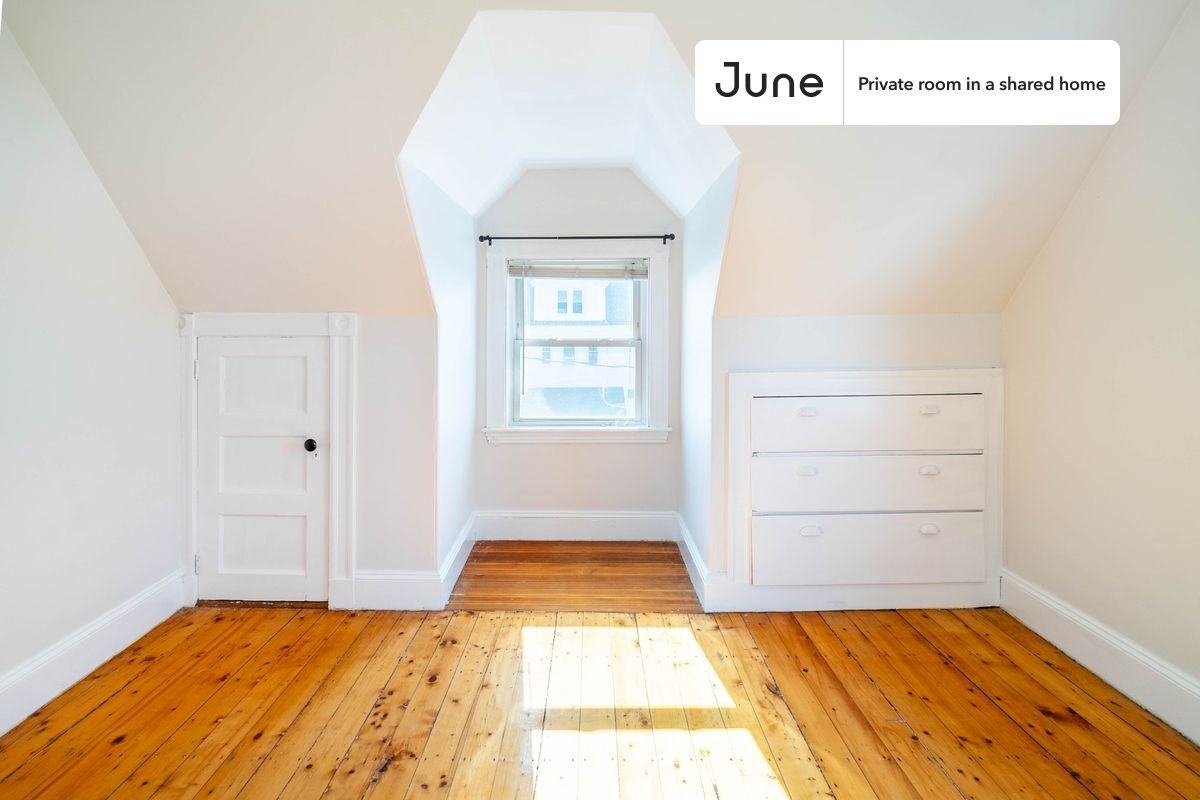 45 Montcalm Ave #D - Photo 5 of 16