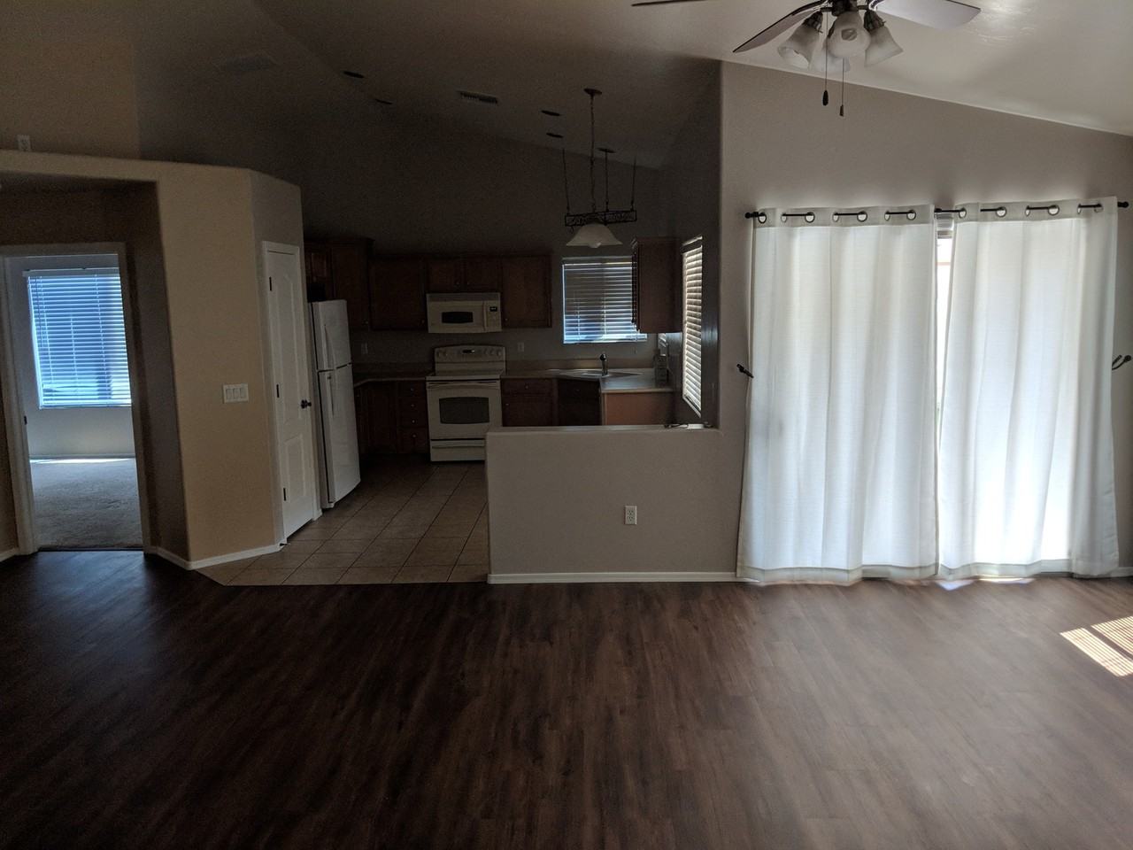6603 E Splendid Ln - Photo 3 of 17