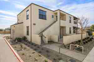 featured image of 68 68 & 86 Kellogg St.