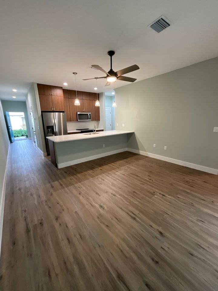 820 Paddleboard Ct - Photo 6 of 32