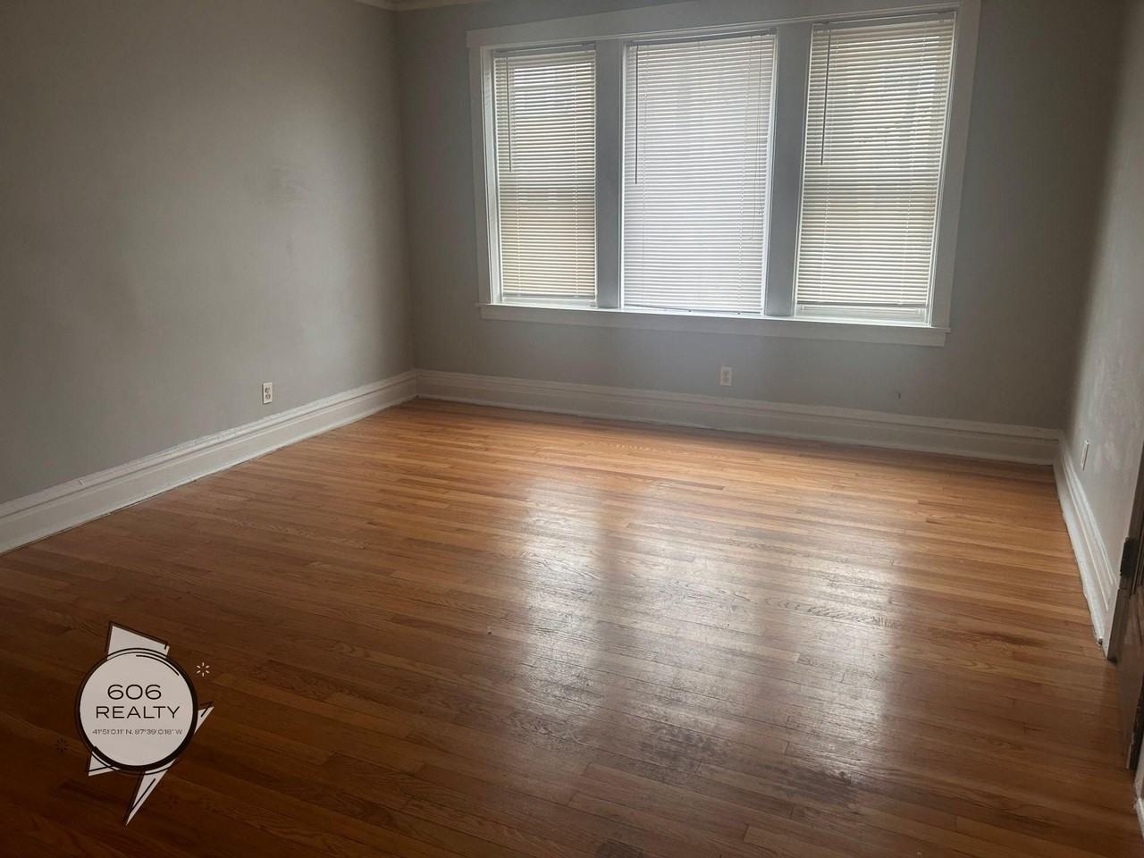 5105 5105 W. 21st 14 - Photo 7 of 13