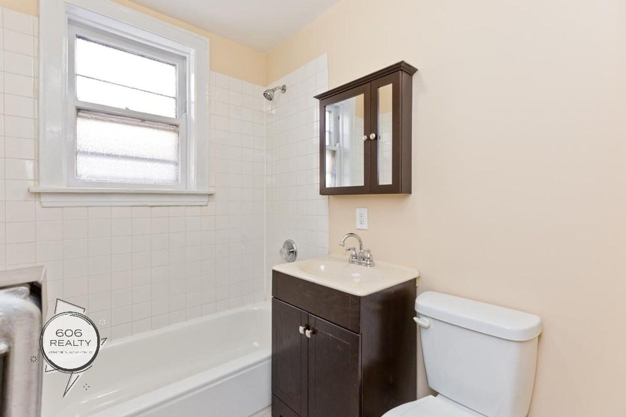 2249 2249 S. Gunderson 06 - Photo 2 of 6