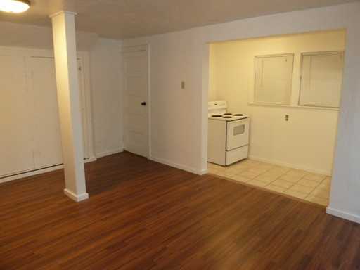 1135 Magnolia Ave - Photo 3 of 7