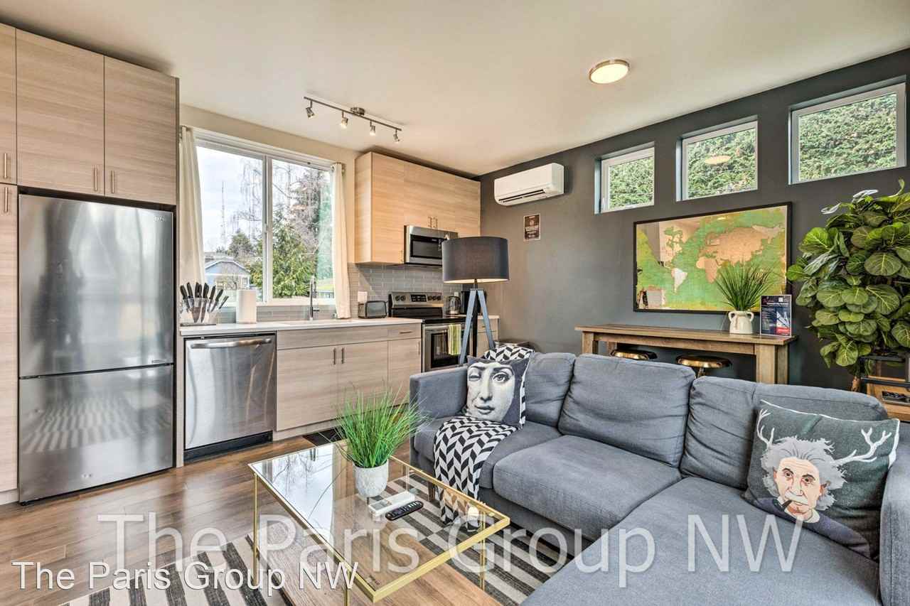 1407 Martin Luther King Jr Way - Photo 2 of 28