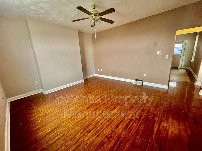 2302 Baltic Way - Photo 2 of 22