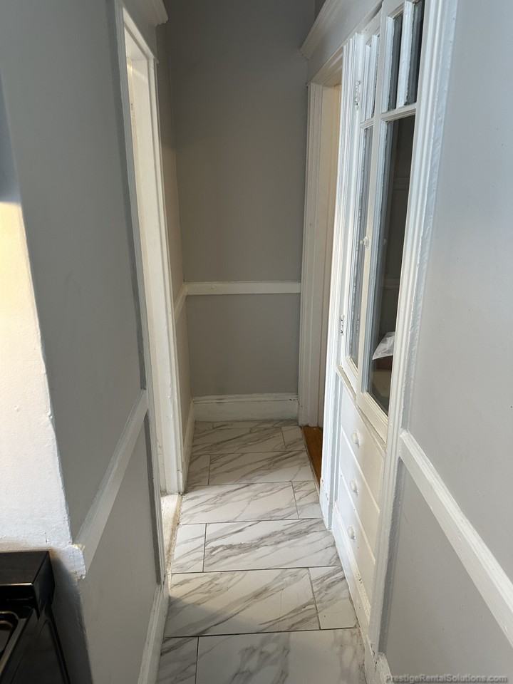 Allston St #11 - Photo 4 of 17