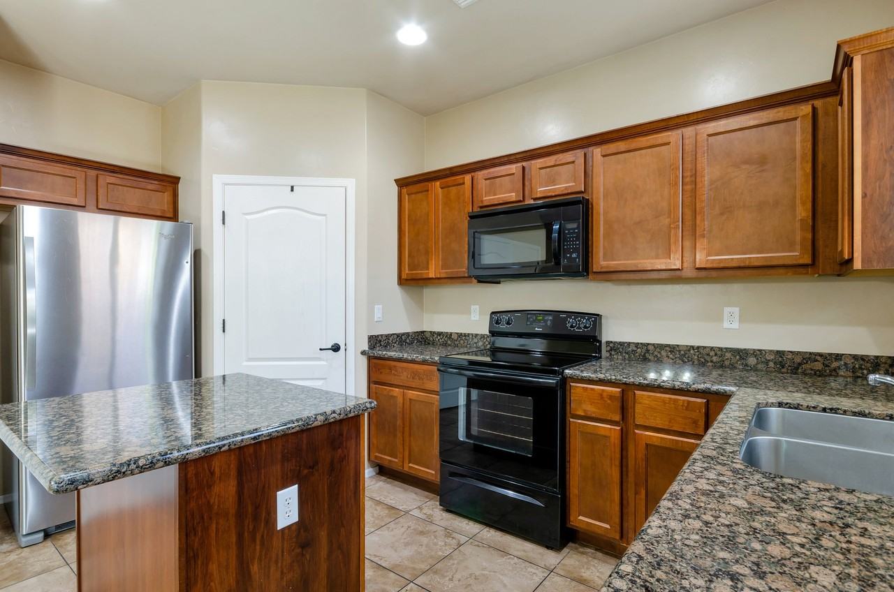 3830 E 3rd St #1101 - Photo 3 of 16