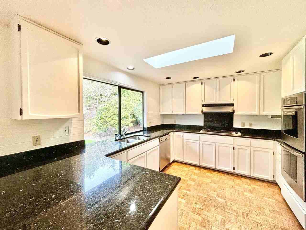 9020 Ne 34th St - Photo 7 of 24