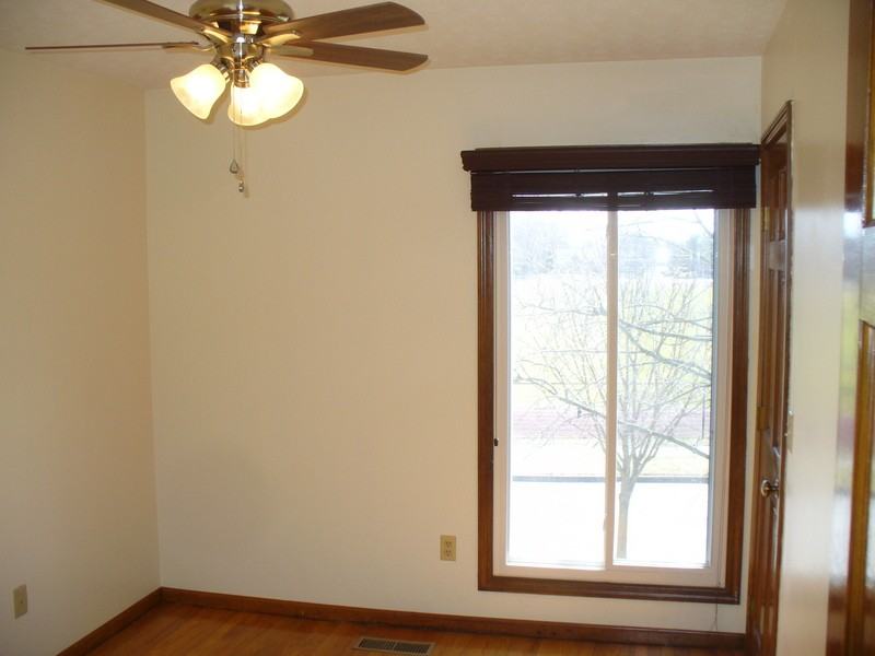 2469 Sutter Pkwy #NA - Photo 7 of 11