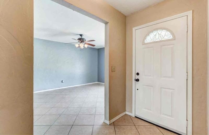 3808 Nw 64th St - Photo 3 of 22