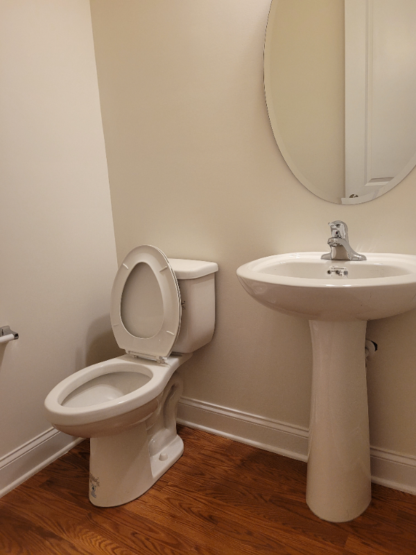 904 Haybeck Ln - Photo 4 of 32